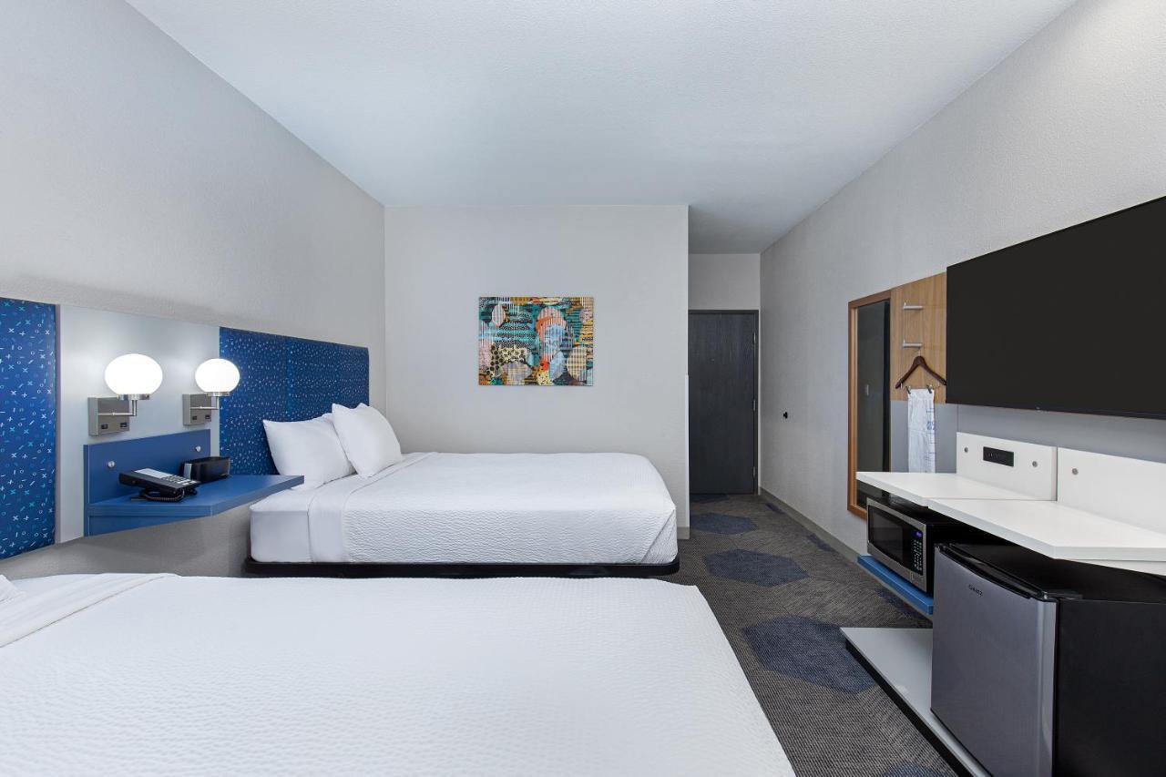 Microtel Inn & Suites By Wyndham Manchester - Newly Renovated Экстерьер фото