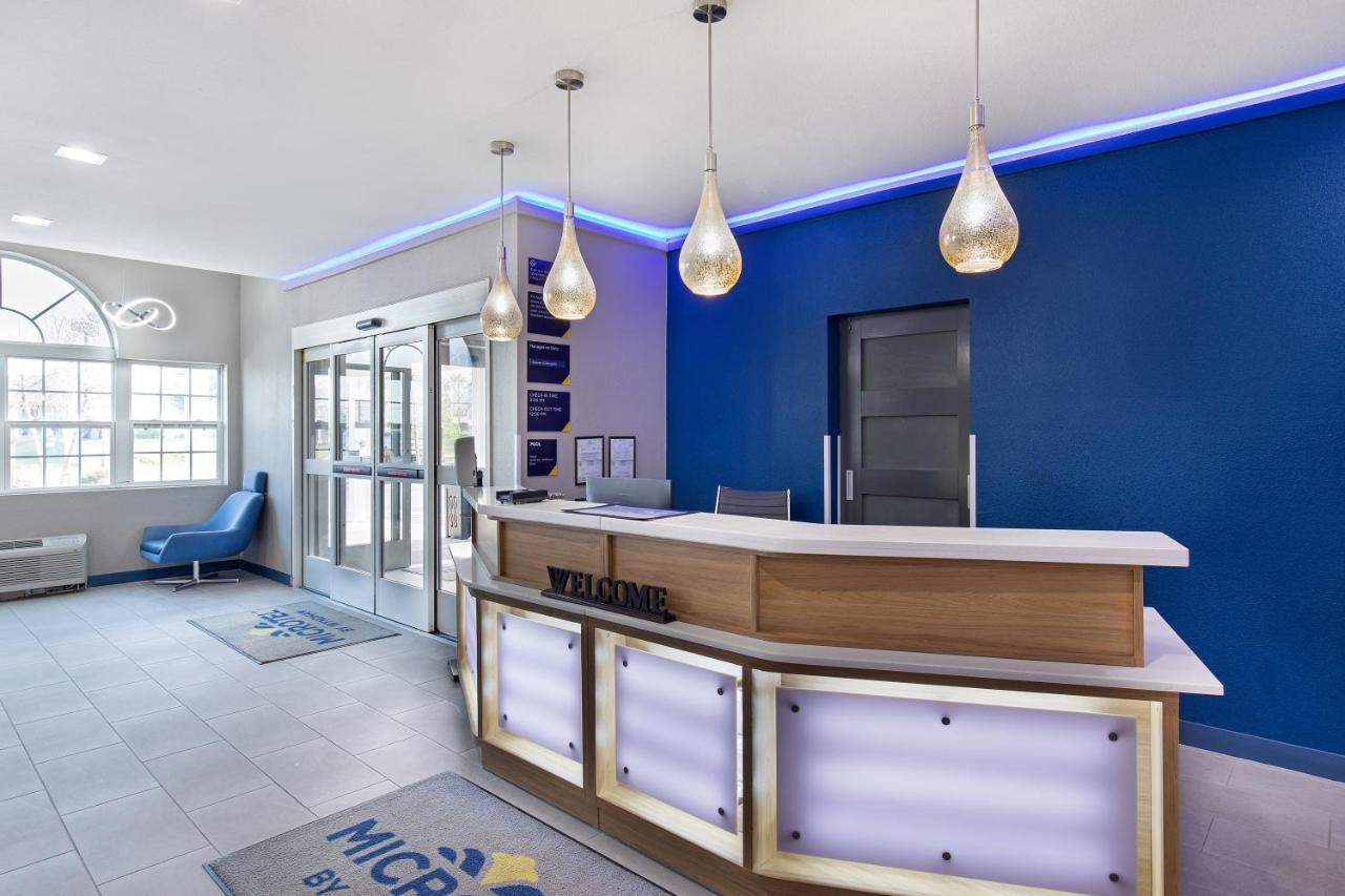 Microtel Inn & Suites By Wyndham Manchester - Newly Renovated Экстерьер фото
