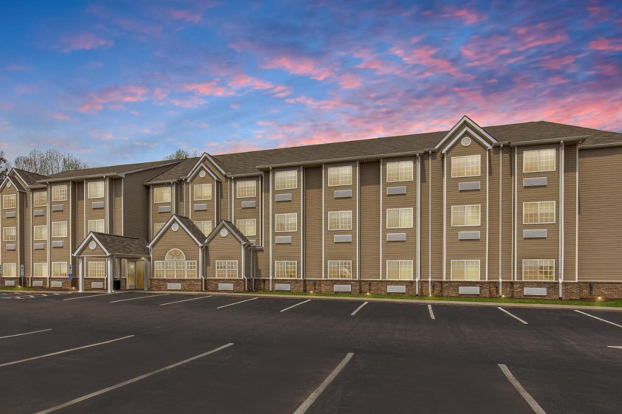 Microtel Inn & Suites By Wyndham Manchester - Newly Renovated Экстерьер фото